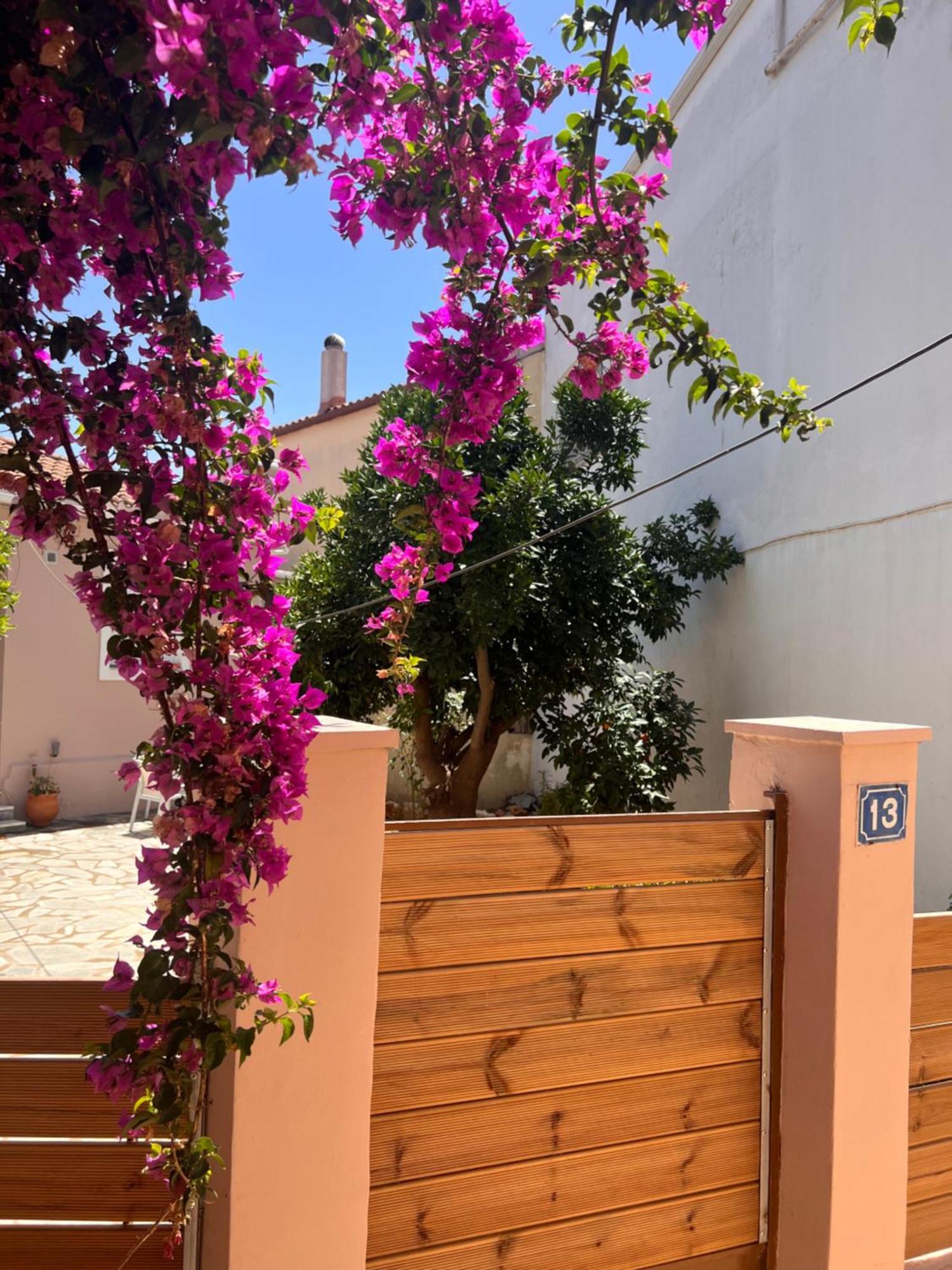 Villa Saitan Bazaar Превеза Экстерьер фото